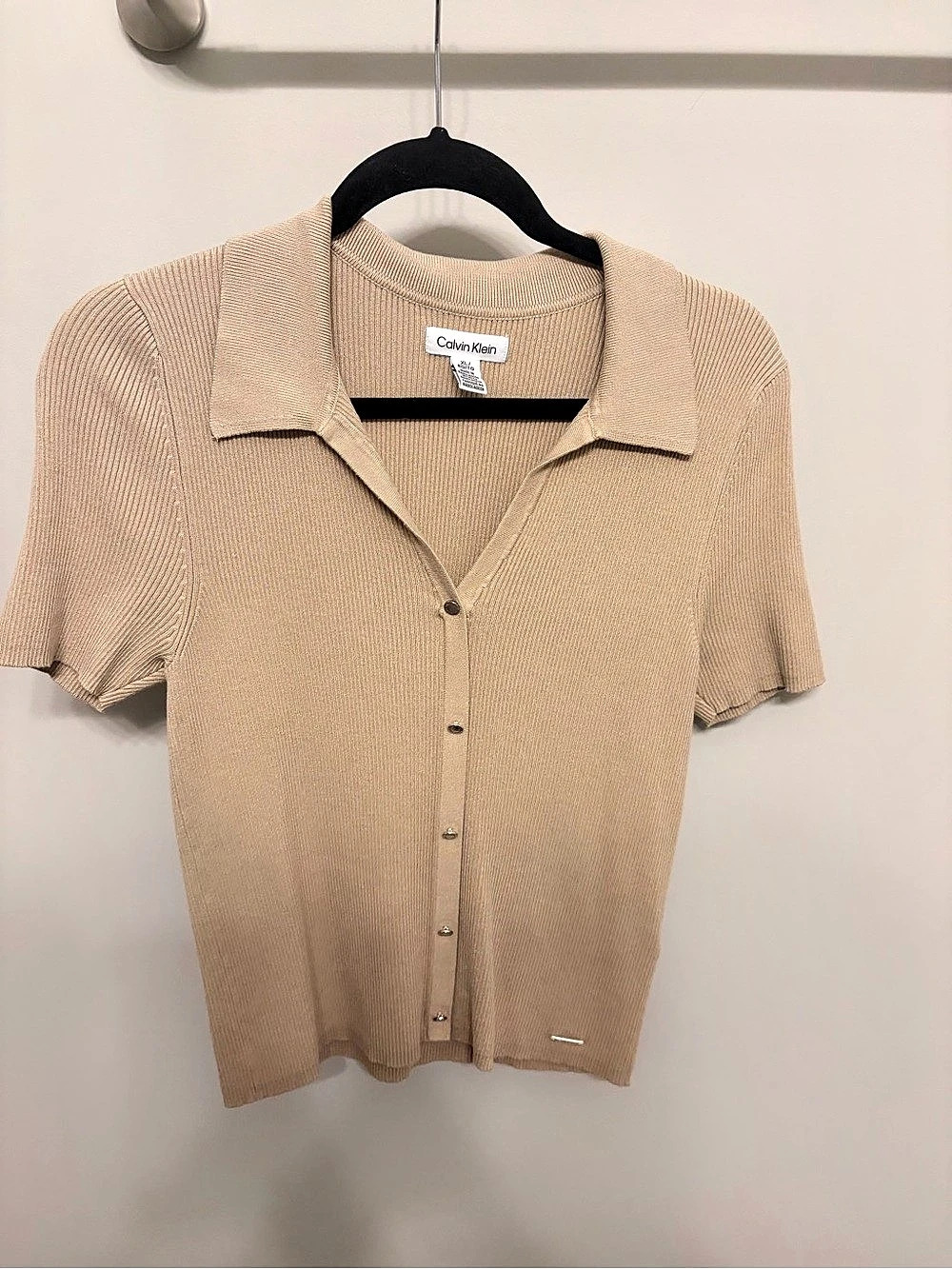 Calvin Klein Ribbed Collared Button-Front Top in Brown Size XL